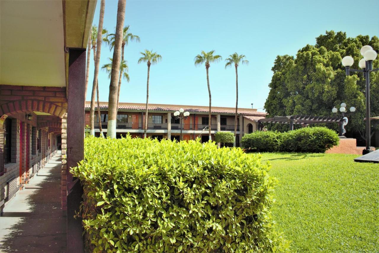 Hotel Colonial Mexicali Dış mekan fotoğraf