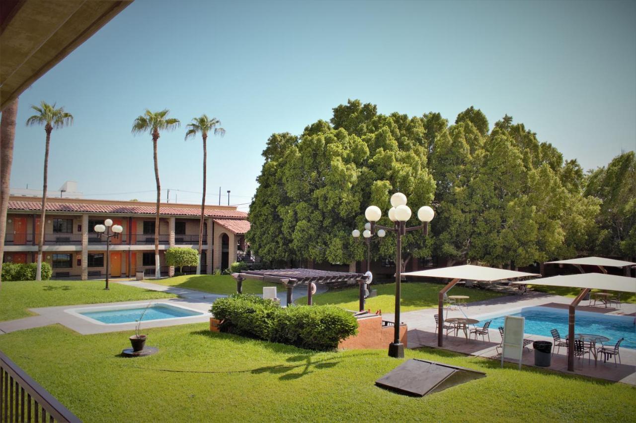Hotel Colonial Mexicali Dış mekan fotoğraf