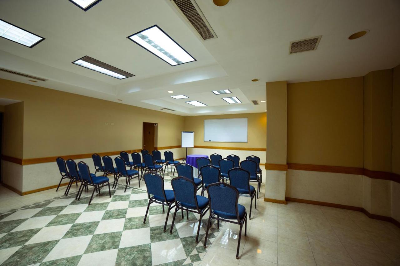 Hotel Colonial Mexicali Dış mekan fotoğraf