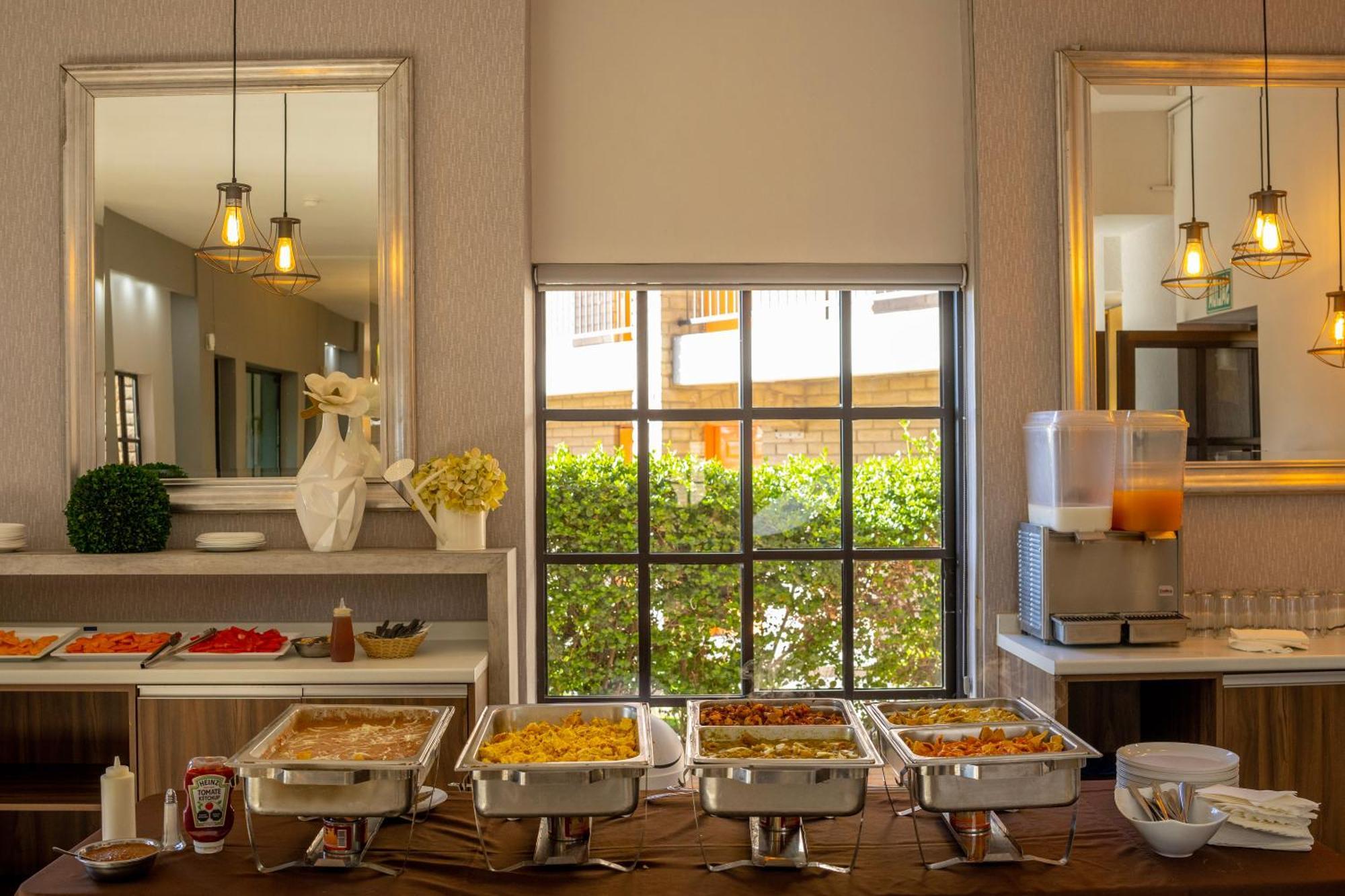 Hotel Colonial Mexicali Dış mekan fotoğraf