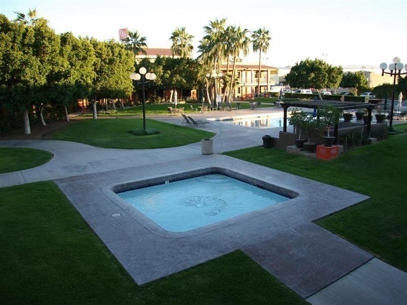 Hotel Colonial Mexicali Dış mekan fotoğraf